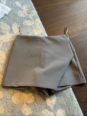 Zara Taupe Asymmetric Mini Skort